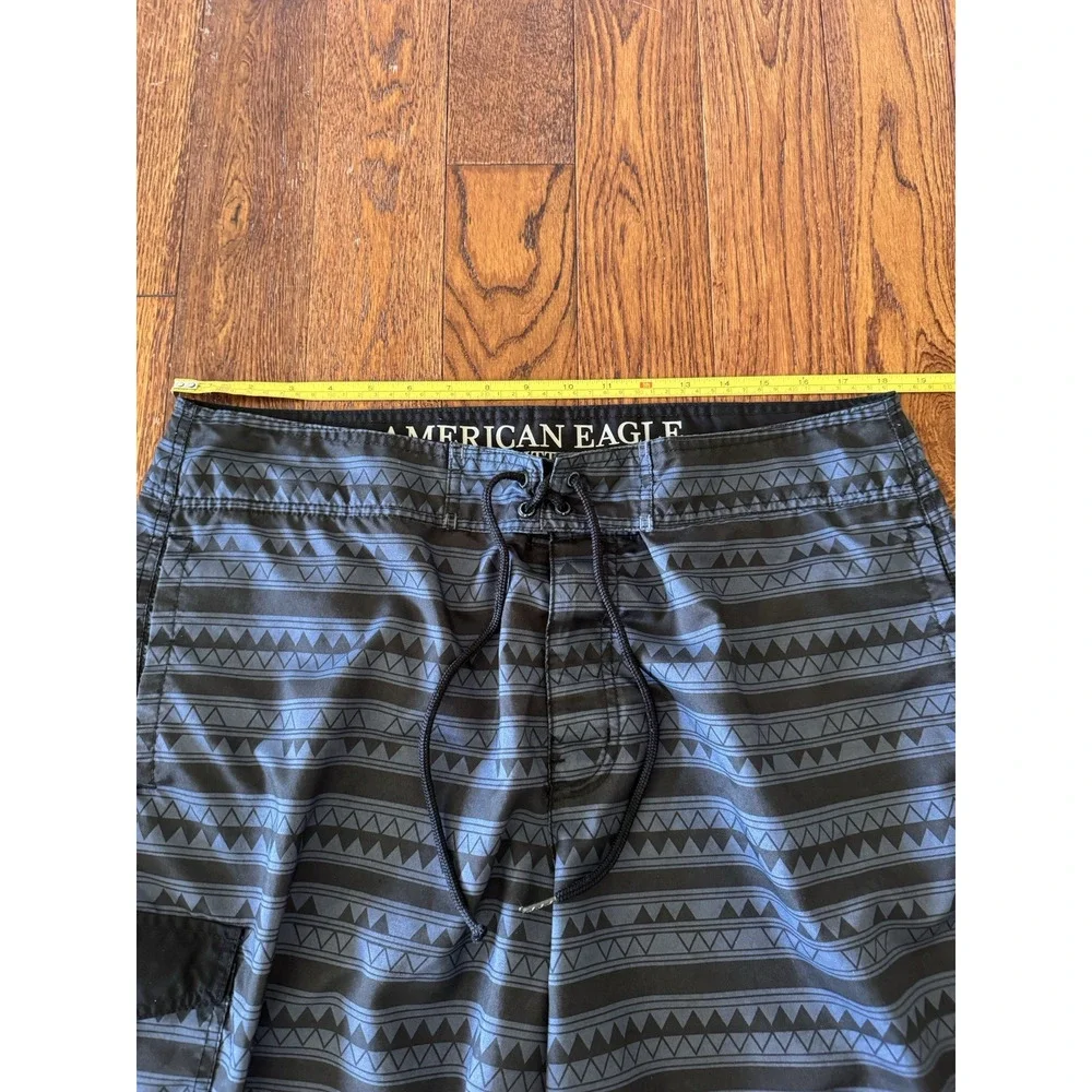 American Eagle Board Shorts‎ Mens XL Geometric Black Blue Swim Trunks Surfing